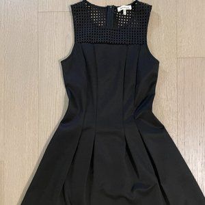 Very cute little black dress in size M